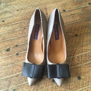 Mojo Moxy retro heels with bows